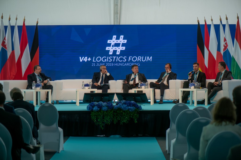 V4+ Logistics Forum panel at the Hungaroring