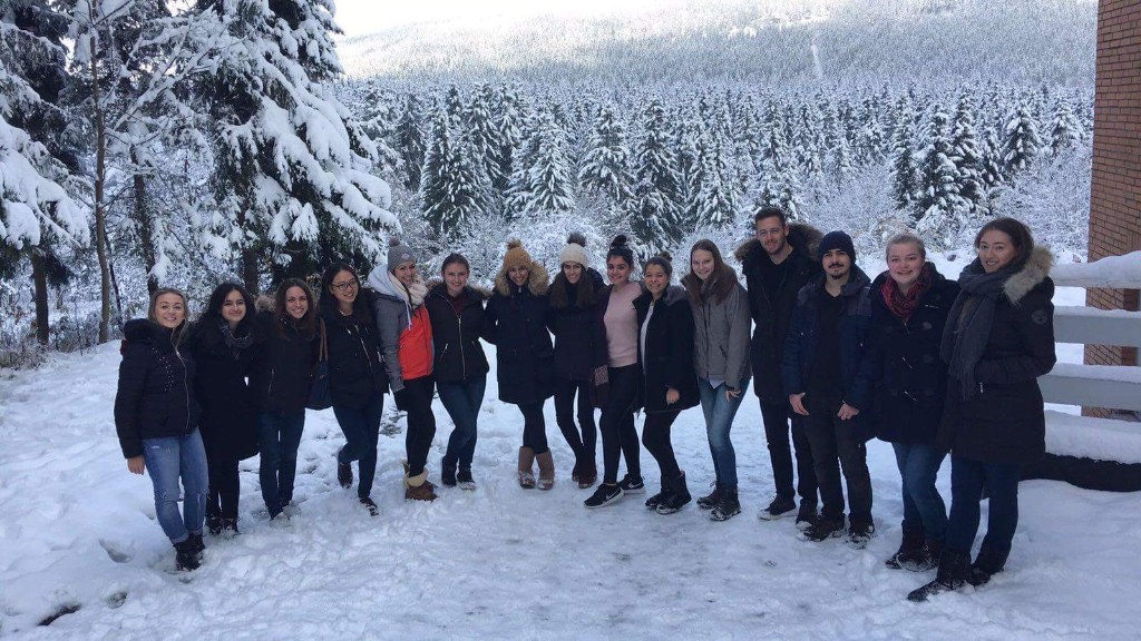 Exchange students together in the snow near Hannover