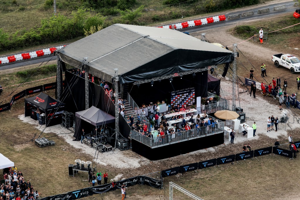 Rally Hungary hospitality and media structure on a gravel stage